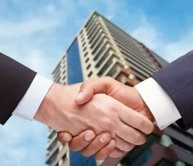Cómo funciona un club de inversores inmobiliarios: roles, procesos y seguridad jurídica