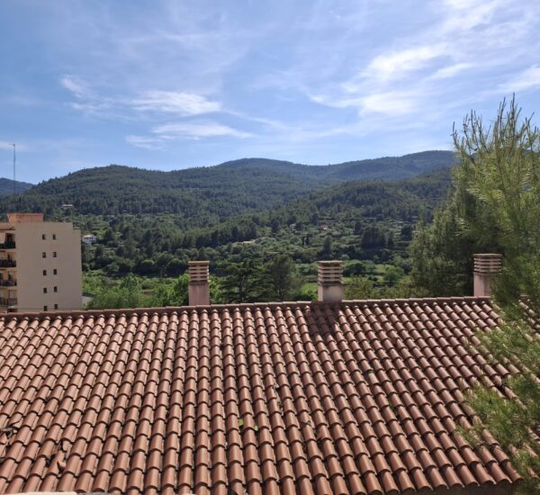 Exterior 2